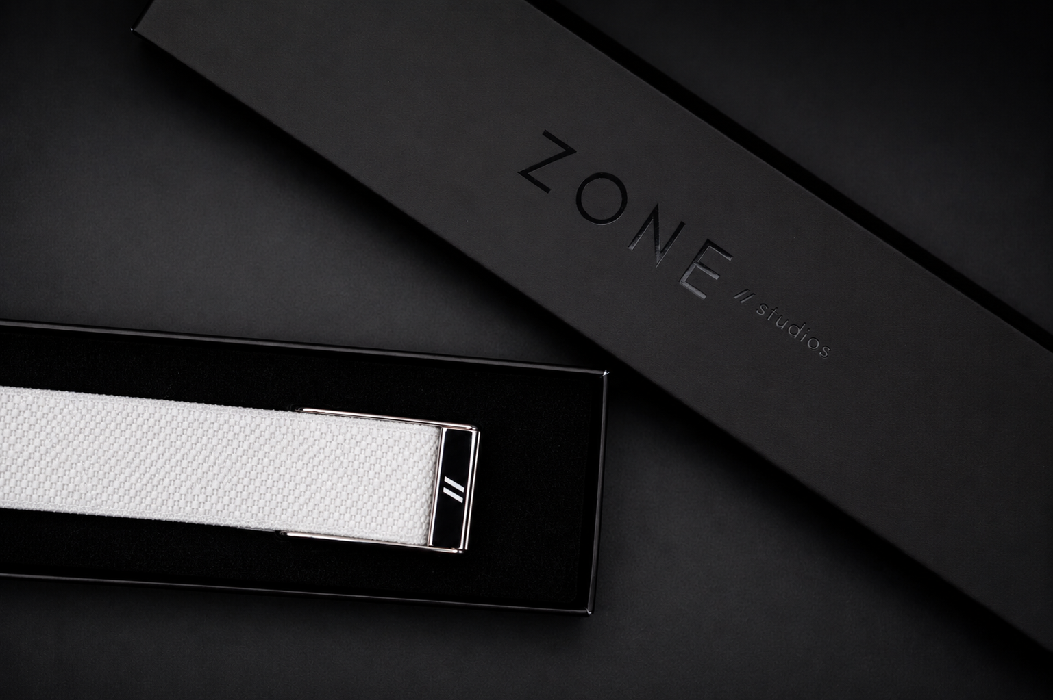 BLACK + WHITE // BUNDLE